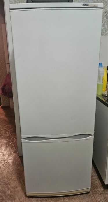 Продам холодильник ATLANT