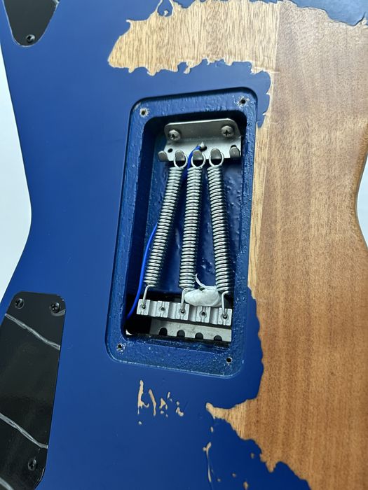 Электрогитара “Dean From Hell” Washburn