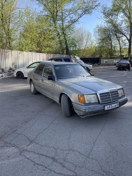 продам mercedes w124 e260