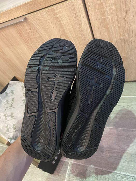 Маратонки Under Armour