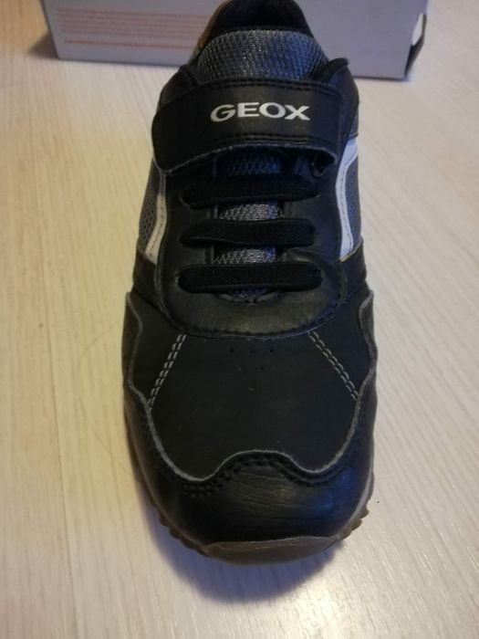 Маратонки geox  33