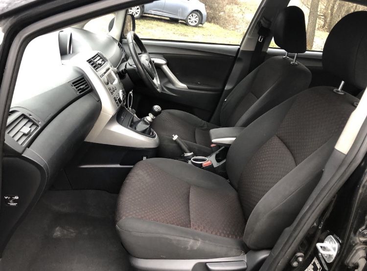 Тойота Версо /Toyota Verso 2.0D4D 126кс. 2011г. НА ЧАСТИ