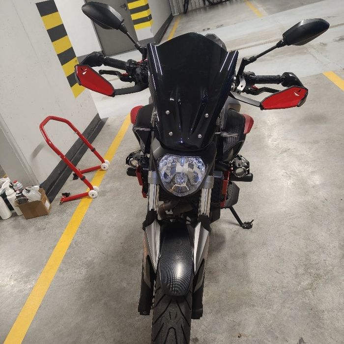 Слюда за Yamaha МТ 07 2013-2017 година