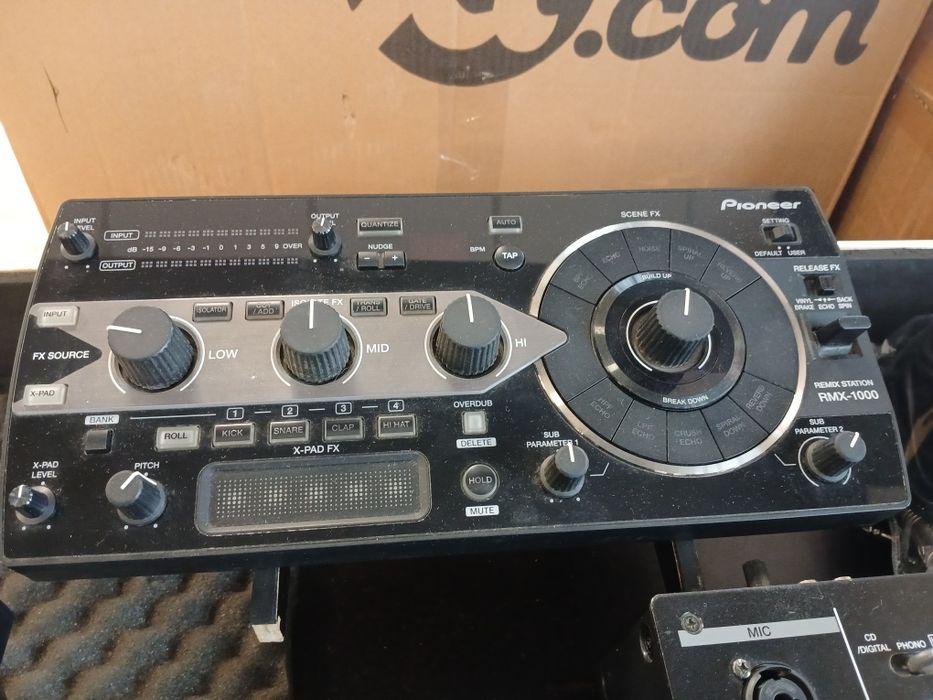 Procesor efecte și sampler!