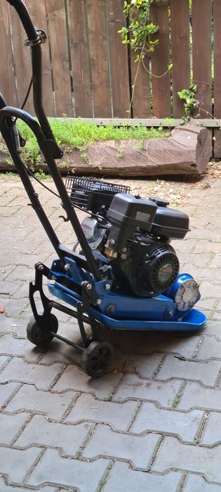 Placa compactoare Scheppach