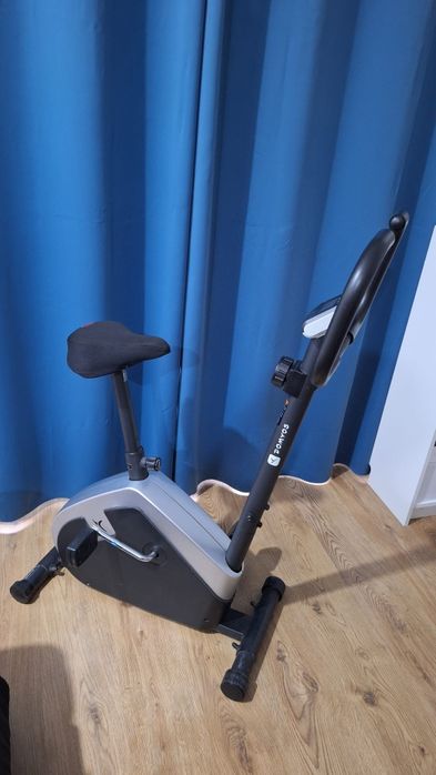 Bicicletă de apartament