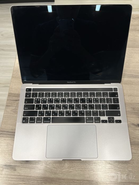 Macbook pro M1 8/256