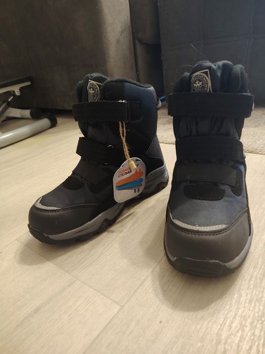 Продам детские зимние ботинки