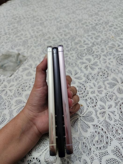 Samsung S23 8/256gb