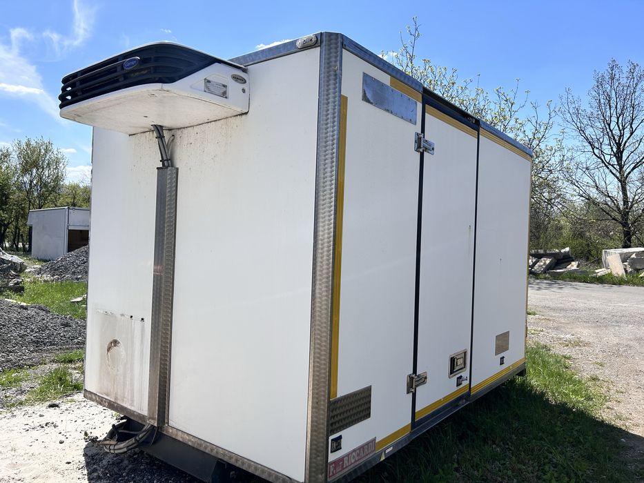 Налични фургони