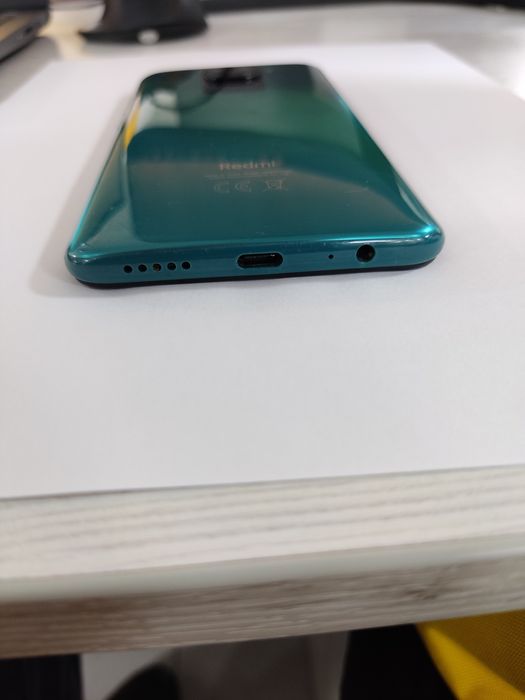 Смартфон Xiaomi redmi note 9