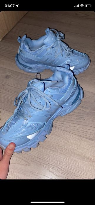 balenciaga track baby blue
