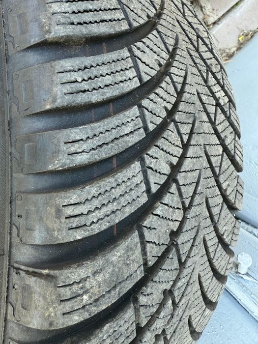 Cauciucuri de iarna pe 18 sau jante de aluminiu impecabile!