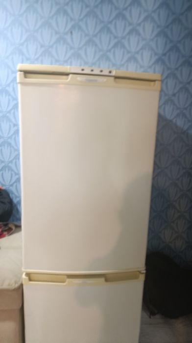 Продам холодильник