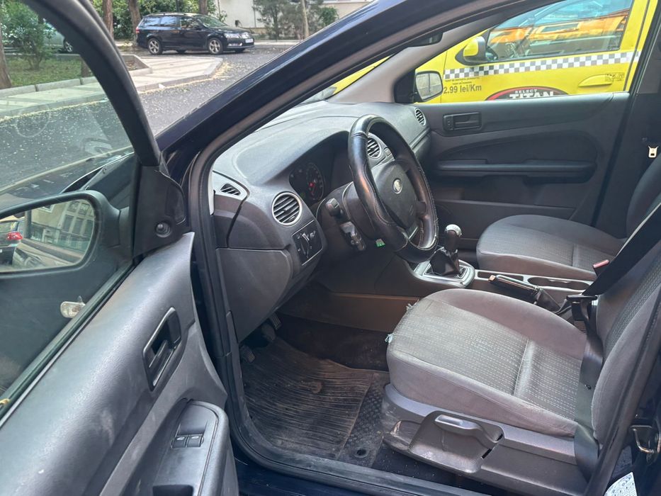 Ford focus hatcback