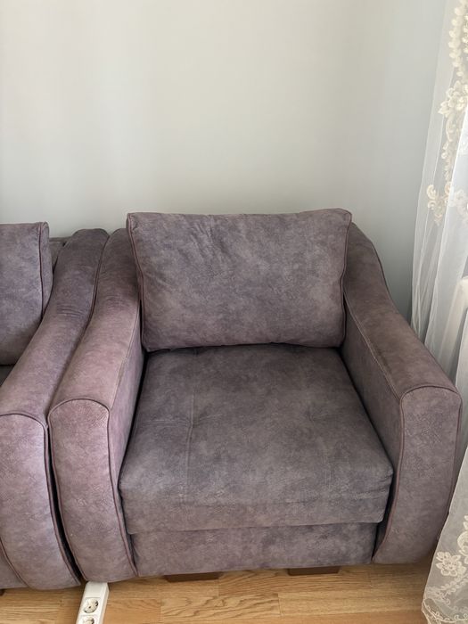 Диван в хорошем состоянии
