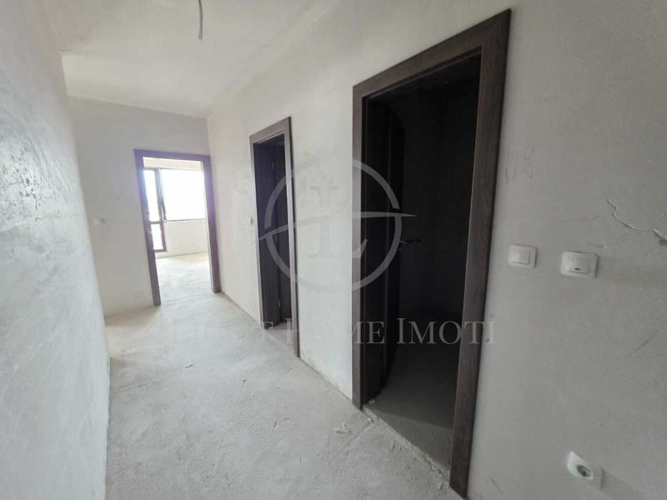 Продава се Тристаен апартамент в Пловдив, Център - 107 кв.м за 2524 €/кв.м - Снимка #11