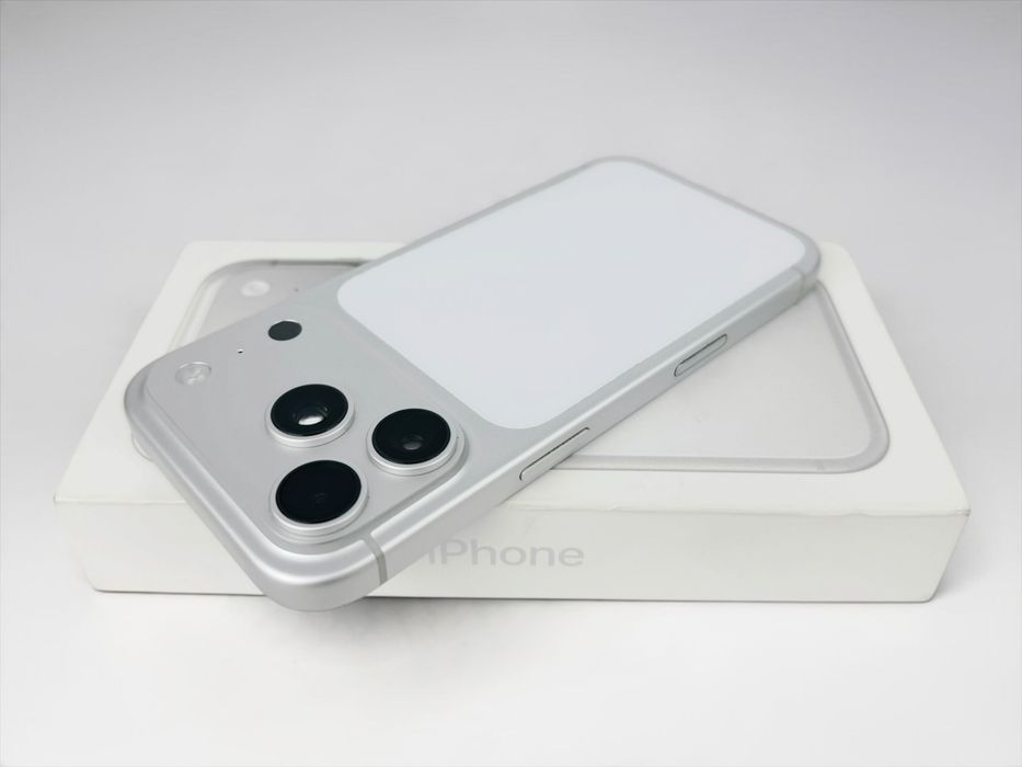Apple iPhone 17 Pro 256GB USA Silver 100% Батерия! Гаранция!