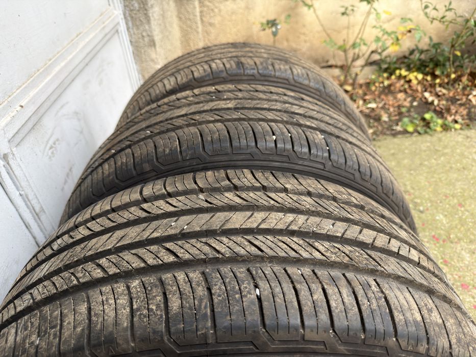 Set 4 anvelope Kumho 235 55 18 iarna an2023 profil 7 mm
