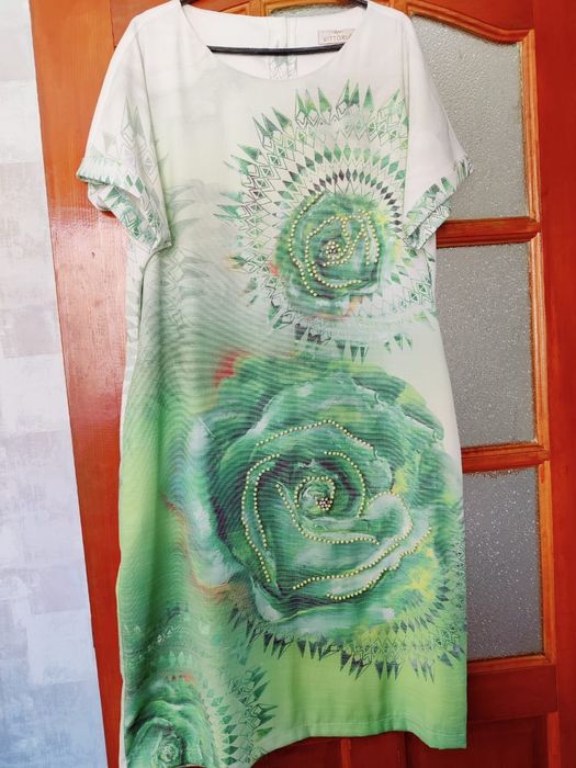 Нарядные вечерние платья