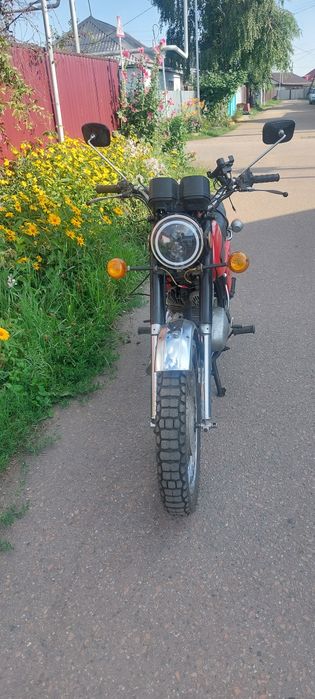Продам мотоцикл ИЖ Планета 5.