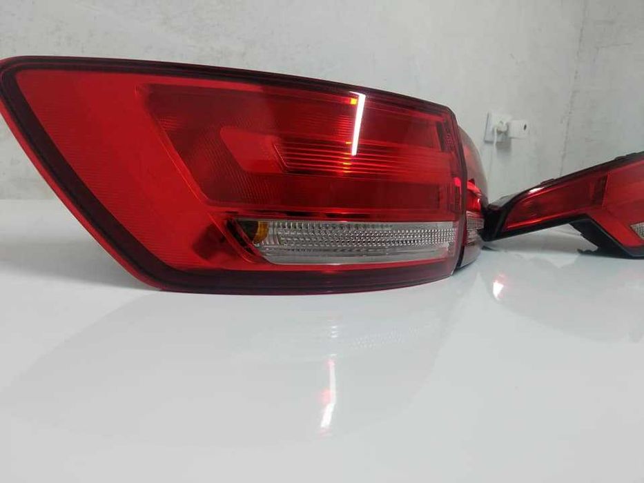 ТОП ЦЕНА Продавам стопове за Audi A4 B9 Avant пълен комплект.