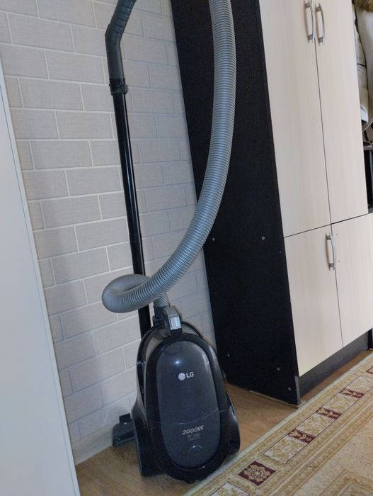 LG марка пылесос продам недорого