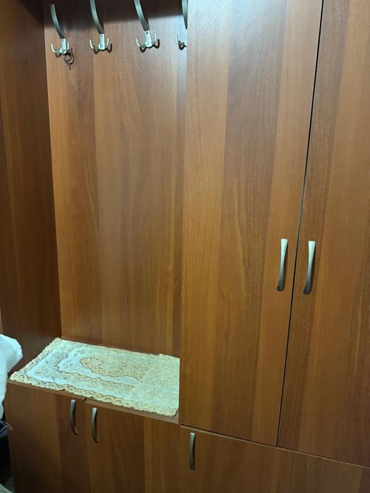 Шифоньер для прихожей