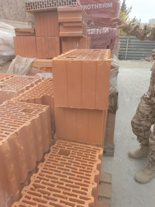 Продам кирпич, блок