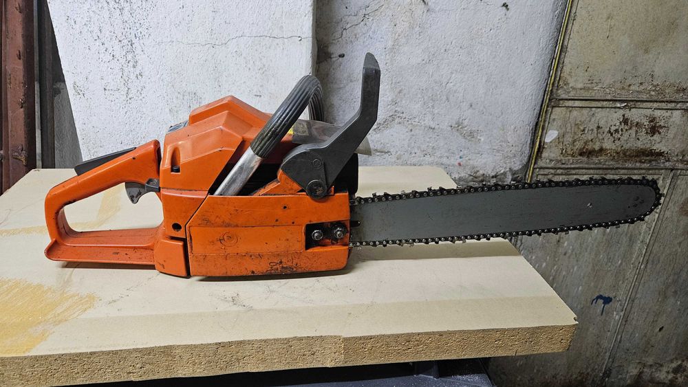 Drujba Husqvarna 41 pentru piese de schimb