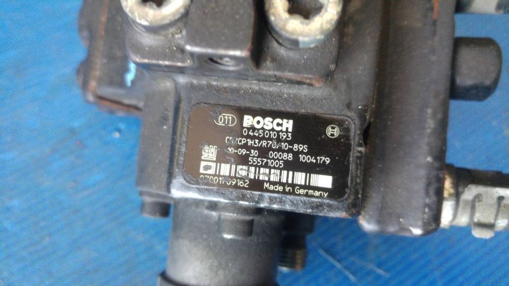 pompa inalta 2.0 cdi a20dt opel insignia a dupa 2008 55571005 0445010193