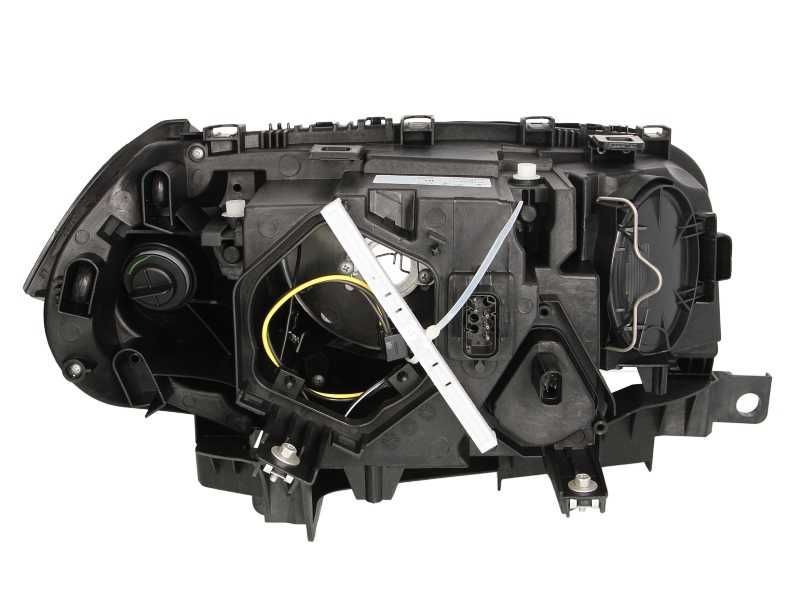 Far stanga BMW X3 E83, nou