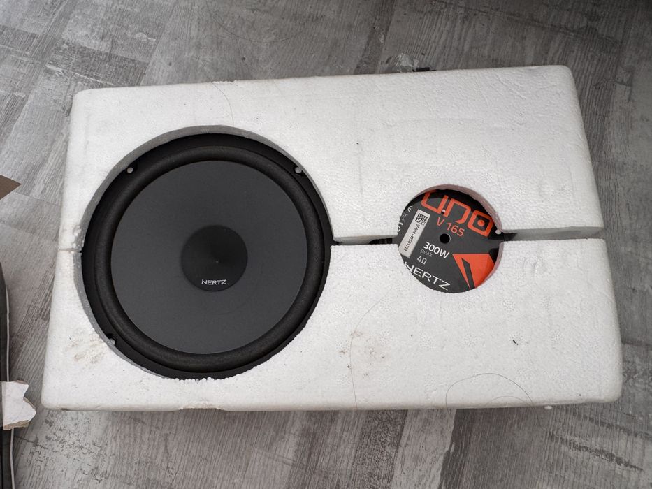 2 Boxe 164x69mm cu 2 Tweeter 34x20mm HERTZ