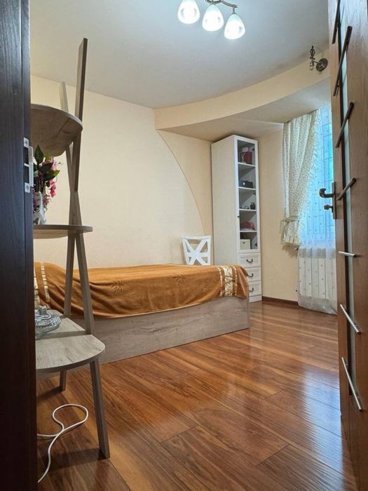 Хамид Алимжана, 3/15/17, московские высотки, с ремонтом и мебелью.