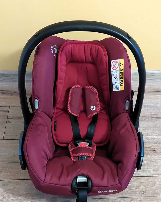 Столче за кола Maxi-Cosi  + адаптери + Детска количка Maxi-Cosi Zelia 2