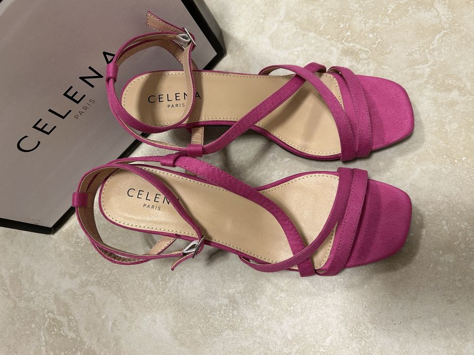 НОВИ Цикламени сандали 39номер