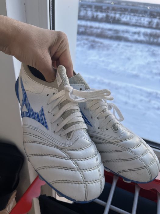 Продам бутсы Mizuno morelia neo