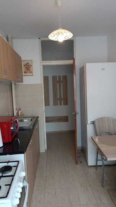 Inchiriez apartament 2 camere, cartier Scriitorilor