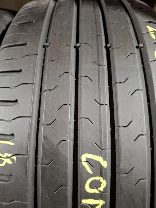 205 55 16 vând 4 anvelope vara Continental