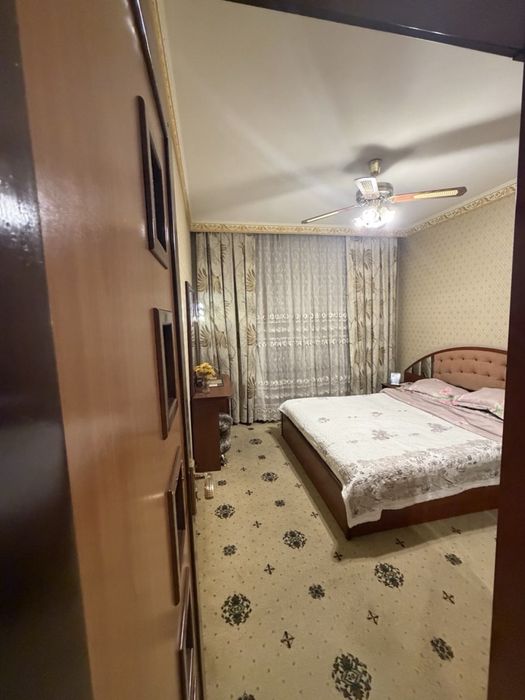 Srochna 5 xona yarmi nejiloy qilingan 2ta kadastrli kvartiramiz sotila