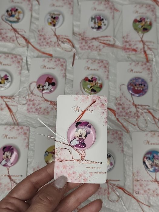 Mărțișoare insigne metalice Disney