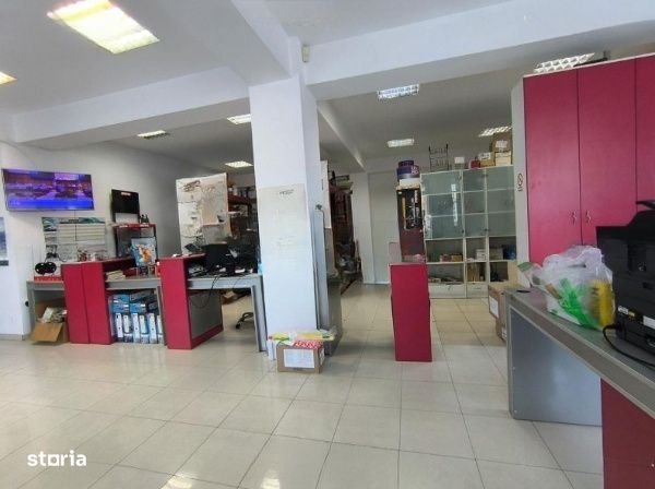 Centru, spatiu comercial 155 mp., front stradal 14 m.
