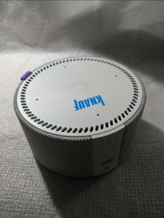 Яндекс мини калонка с Алисой