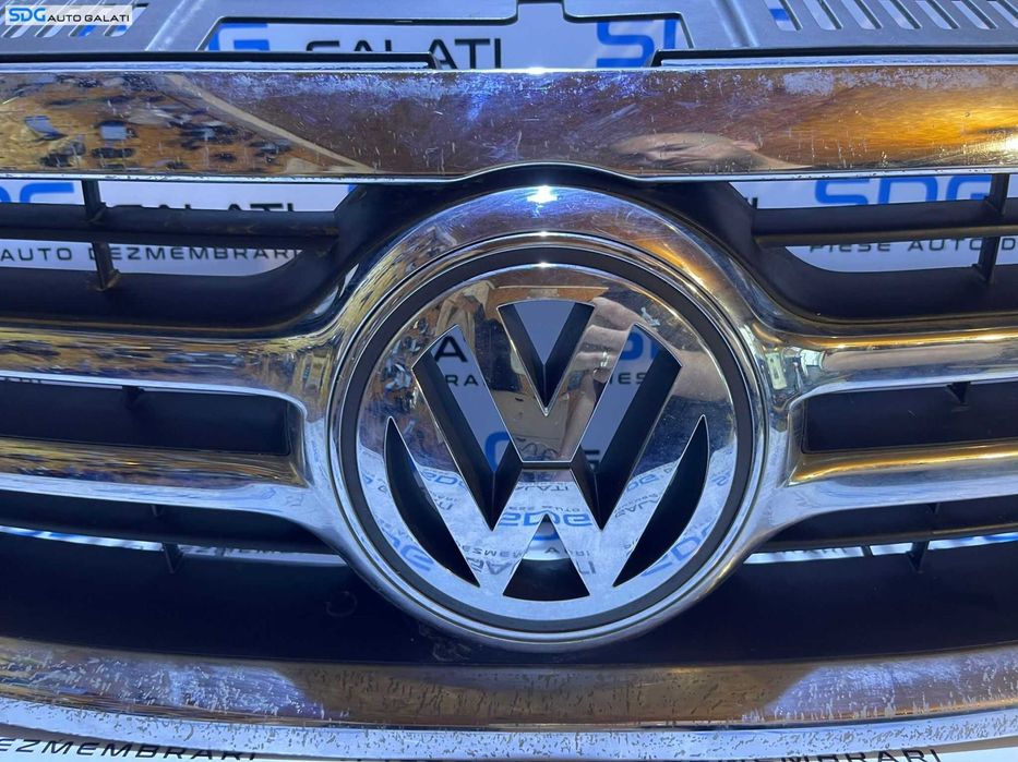 Grila cu Emblema Spoiler Bara Fata cu Rama Zgariata Volkswagen Tiguan 2008 - 2011 Cod 5N0853653A 5N0853651A 1K5853600