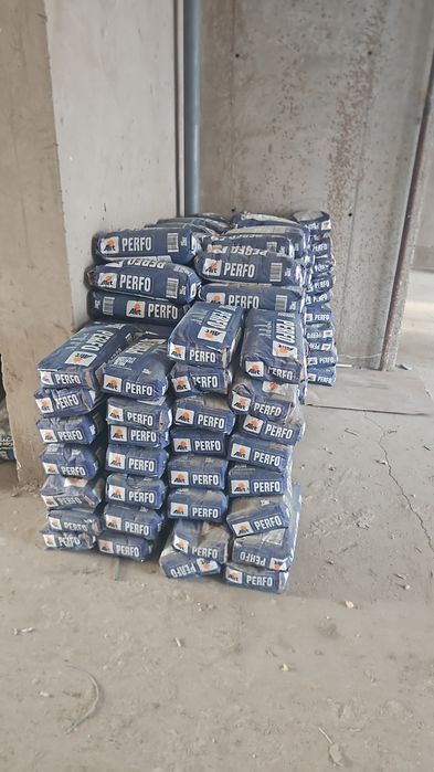 Кафель клей Perfo