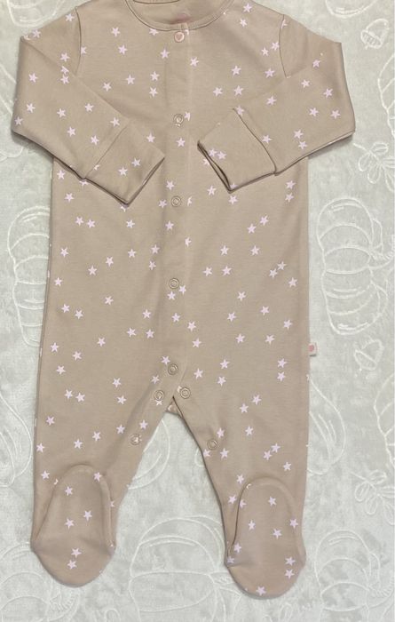 Нови 7 бр. ромпъри “Next”