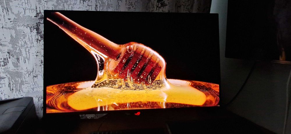 Monitor 4K OLED ASUS ROG Swift PG32UCDM 240Hz cu factura si garantie