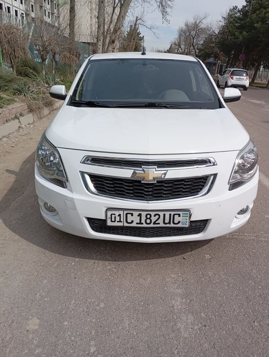 Cobalt beliy horoshiy