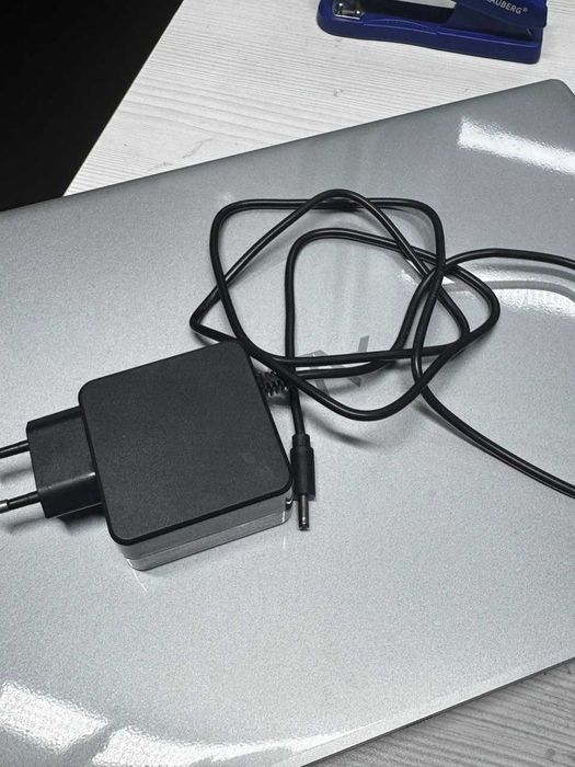 Марка ноутбука: ALAR ОЗУ: 16 Гб  Жесткий диск: 500 Гб SSD ЛОТ 961289