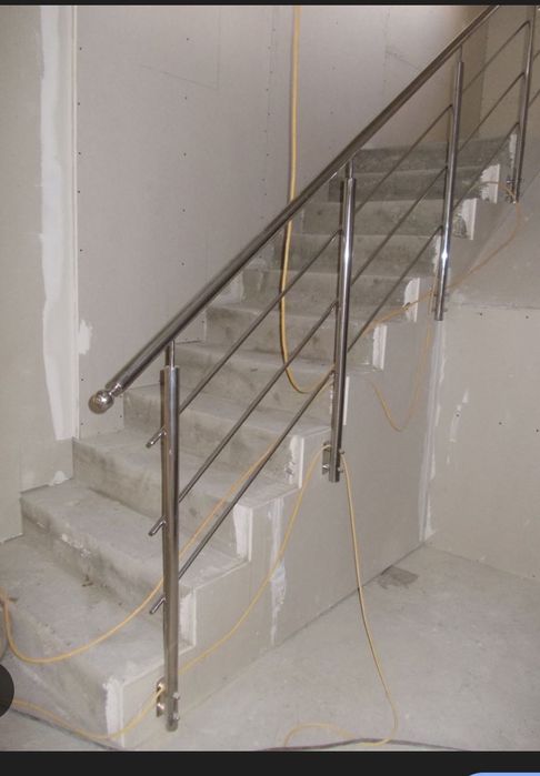 Balustrade pentru scări din fier sau din inox pe comandă